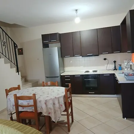 Autonomous Maisonette