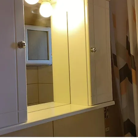 Autonomous Maisonette Case de vacanță