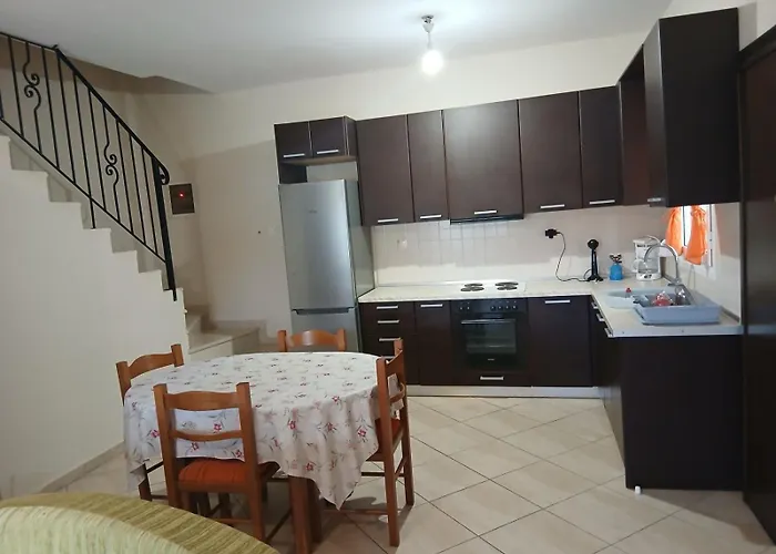 Autonomous Maisonette 度假居