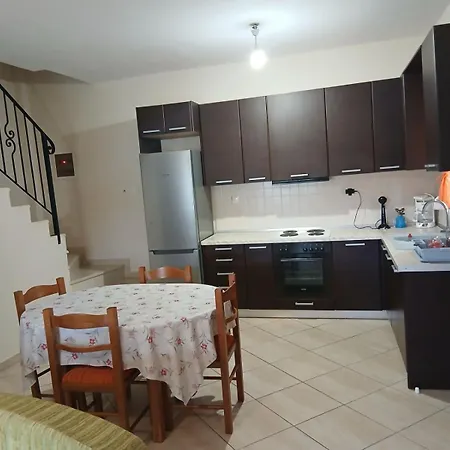 Autonomous Maisonette 度假居